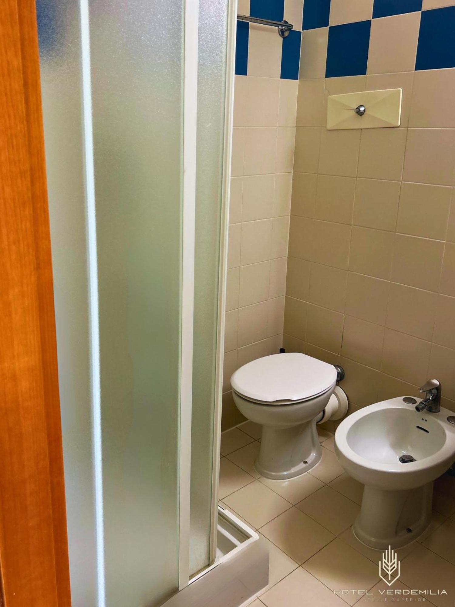 Verdemilia Hotel Anzola dell'Emilia Exteriör bild