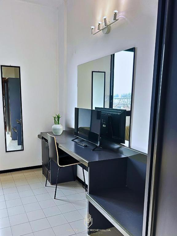 Verdemilia Hotel Anzola dell'Emilia Exteriör bild