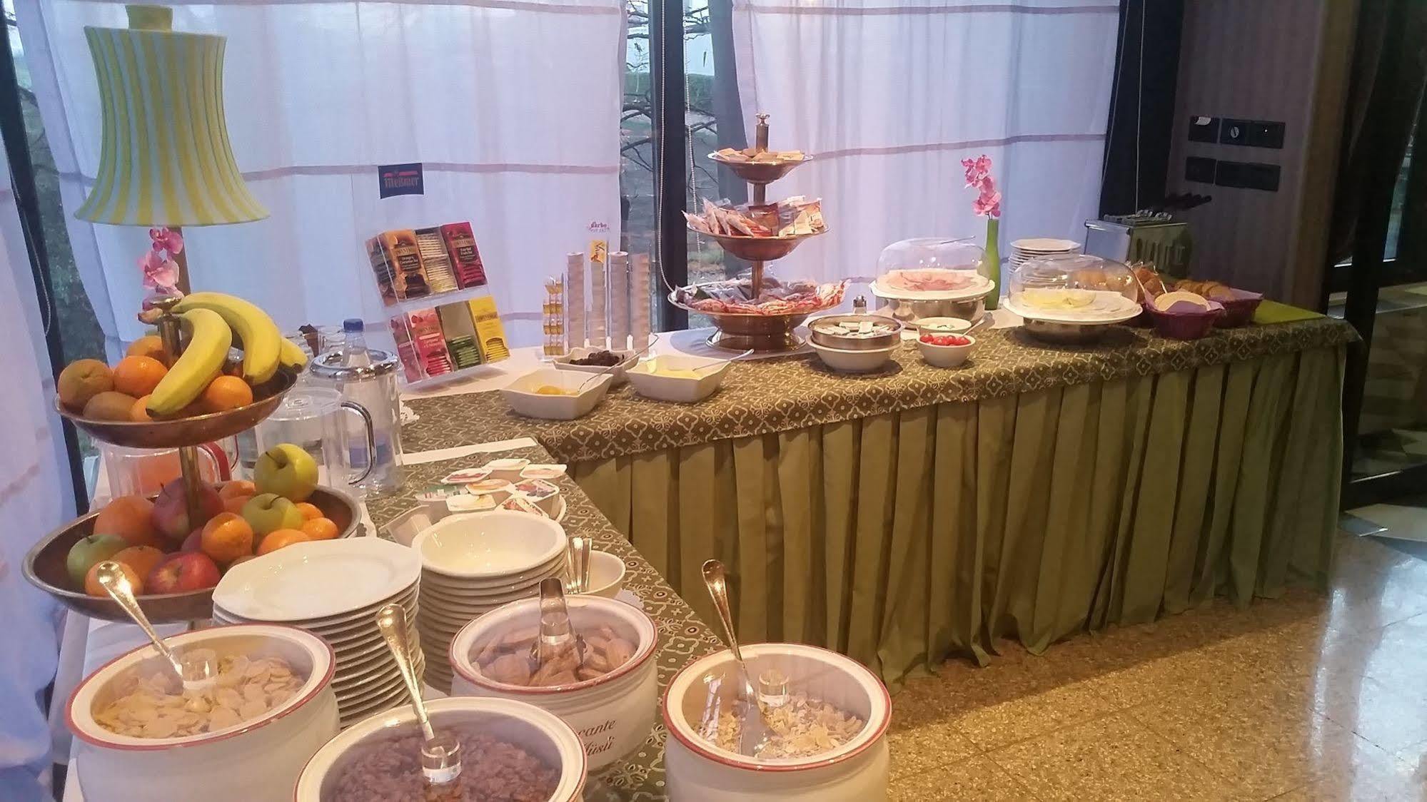 Verdemilia Hotel Anzola dell'Emilia Exteriör bild